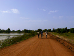 Sur la route de Bazoul